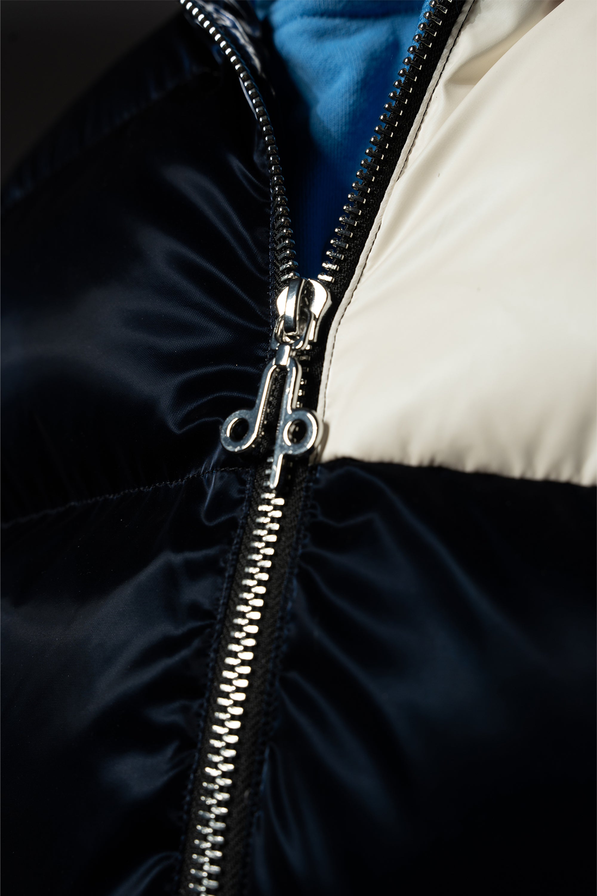 Unisex Vest - Red Winged