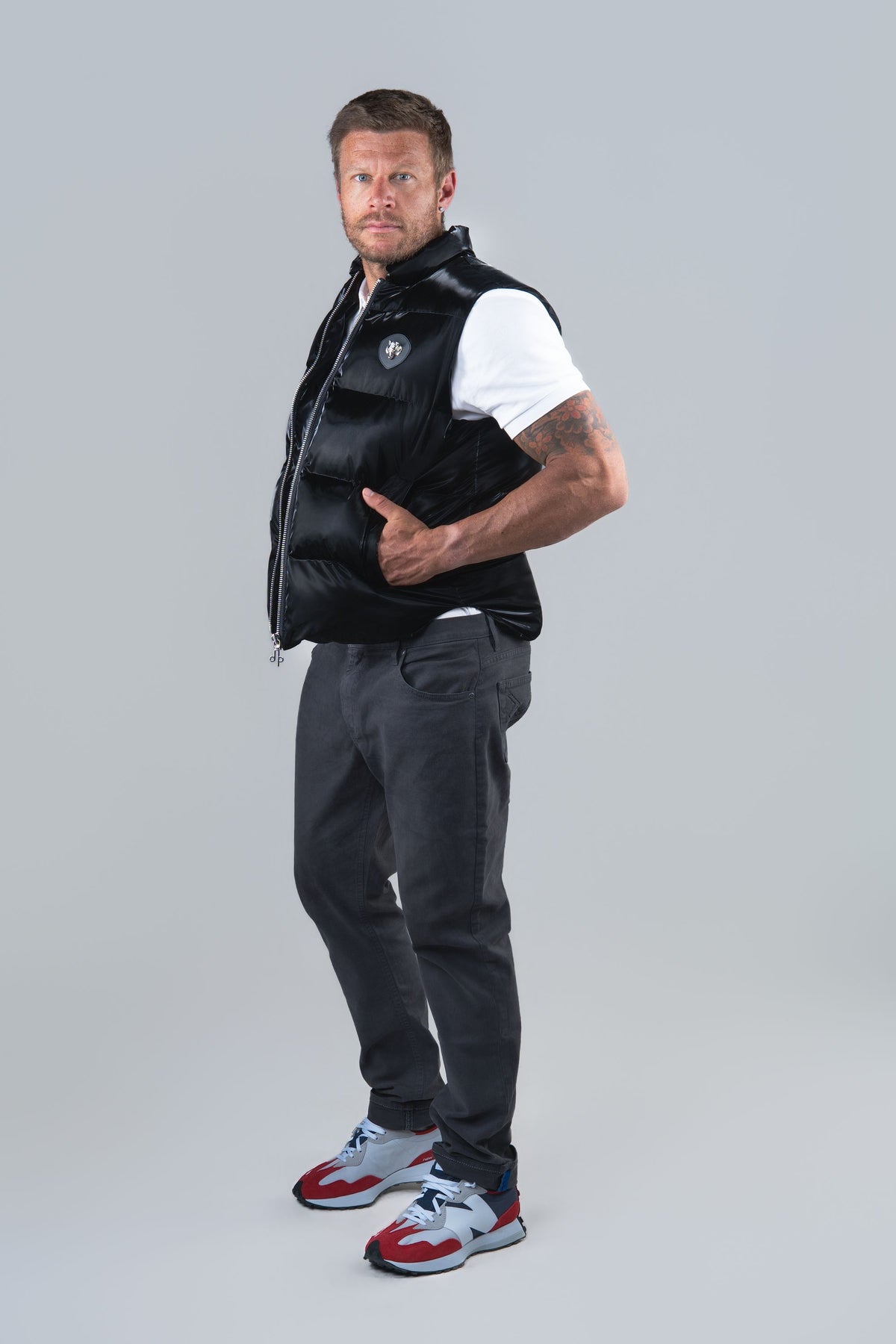 Unisex Vest - All Wet Black