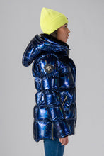 Load image into Gallery viewer, Woodpecker Women&#39;s Bumnester Winter coat. High-end Canadian designer winter coat for women in shiny &quot;Sapphire/Silver/Neon&quot; colour. Woodpecker cruelty-free winter coat designed in Canada. Women&#39;s heavy weight medium length premium designer jacket for winter. Superior quality warm winter coat for women. Moose Knuckles, Canada Goose, Mackage, Montcler, Will Poho, Willbird, Nic Bayley. Extra warm. Shiny parka. Stylish winter jacket. Designer winter coat.
