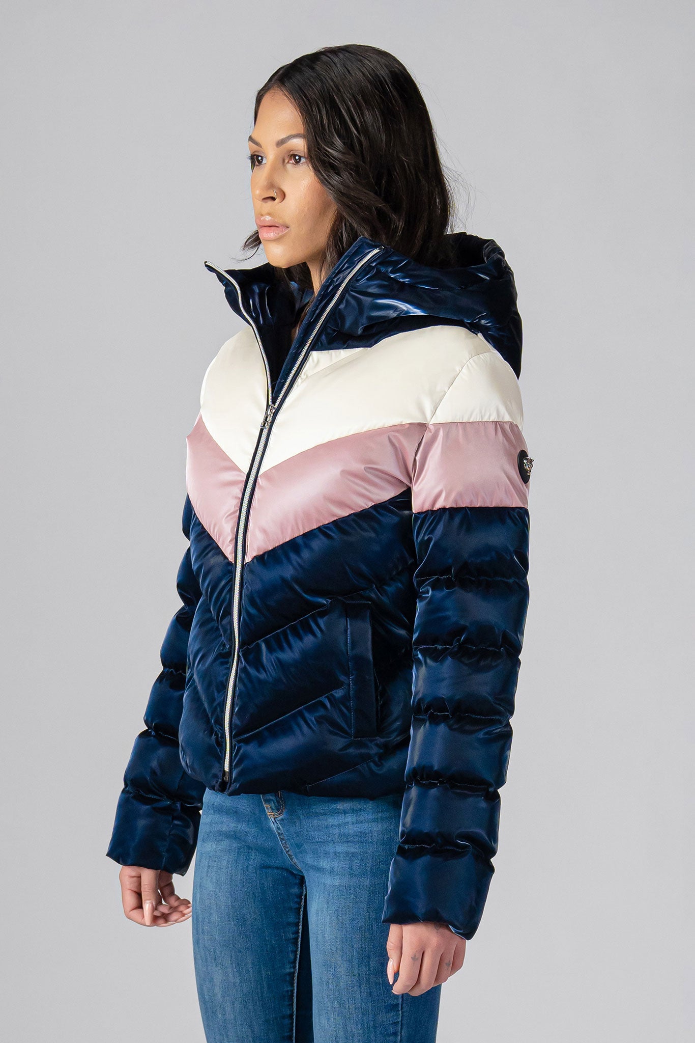 Woodpecker Women's Robin Winter coat. High-end Canadian designer winter coat for women in "Blue Rose" colour. Woodpecker cruelty-free winter coat designed in Canada. Women's medium weight medium length premium designer jacket for winter. Superior quality warm winter coat for women. Moose Knuckles, Canada Goose, Mackage, Montcler, Will Poho, Willbird, Nic Bayley. Extra warm. Shiny parka. Stylish winter jacket. Designer winter coat.